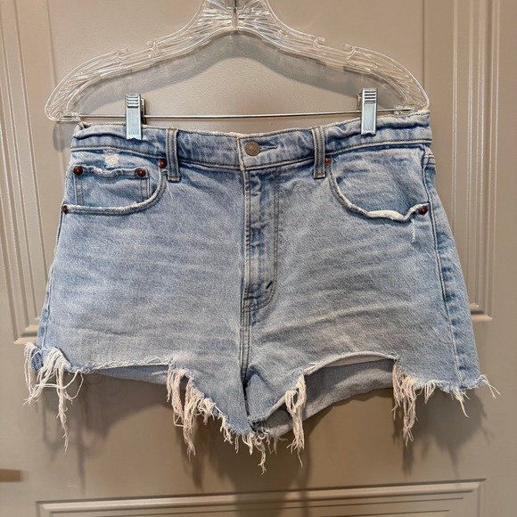 Abercrombie & Fitch Pants - Abercrombie & Fitch The Mom Shorts High Rise Size 29/8‎